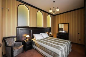 Отель Attache. Люкс 4-местный с двумя спальнями 4