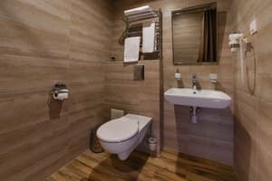 Гостинично-ресторанный комплекс FORWARD CLUB HOUSE. Стандарт одноместный для лиц с ограниченными физическими возможностями 3