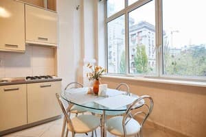 Квартира Home Hotel ул. Крещатик, 27. Апартаменты 4-местный Двухкомнатная квартира, ул. Крещатик, 27 13