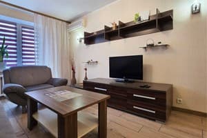 Квартира Home Hotel ул. Нижний Вал, 41/27. Апартаменты 4-местный трехкомнатные 3